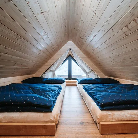 Zrub Azarka S Virivkou A Saunou Chalet *