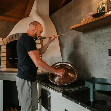 Azarka Chalet