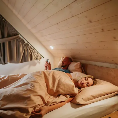 Chalet Zrub Azarka S Virivkou A Saunou *