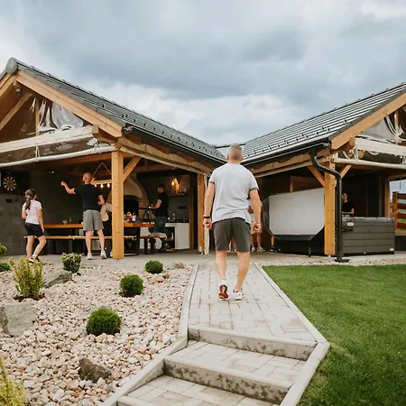 Azarka Chalet Benus