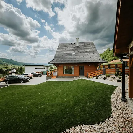 Chalet Azarka Benus