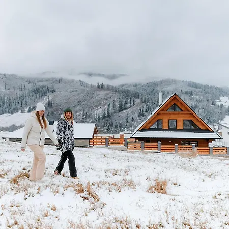 Zrub Azarka S Virivkou A Saunou