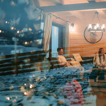 Zrub Azarka S Virivkou A Saunou Chalet