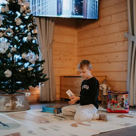 Zrub Azarka S Virivkou A Saunou * Benus