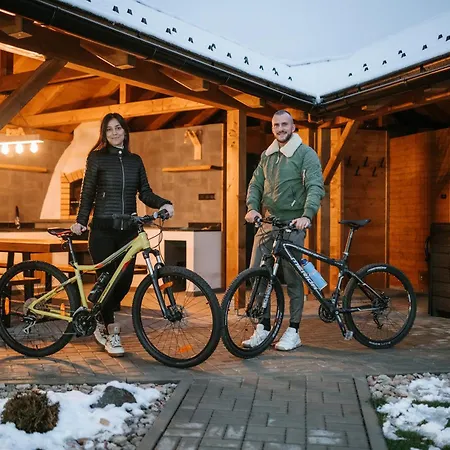 Zrub Azarka S Virivkou A Saunou Chalet