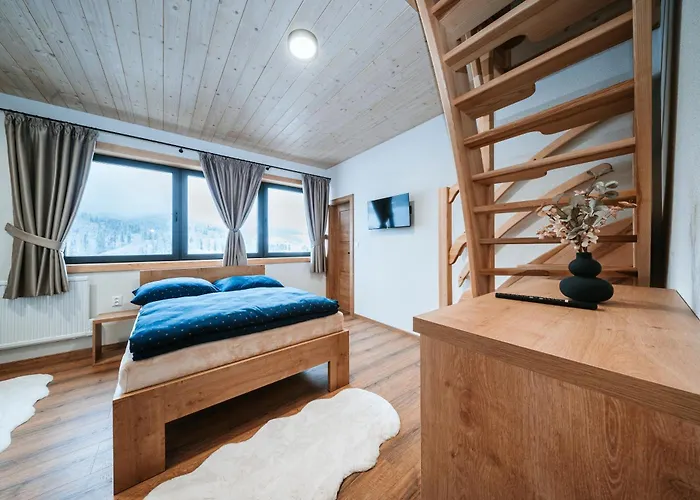 شاليه Zrub Azarka S Virivkou A Saunou *