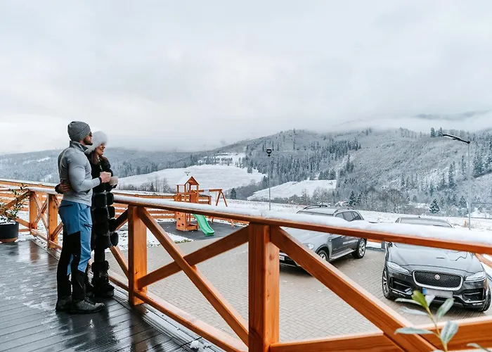 Zrub Azarka S Virivkou A Saunou